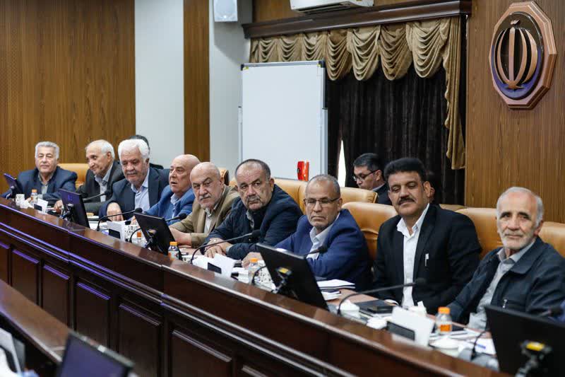 تشریح نتایج جلسه با مدیرعامل سازمان تامین اجتماعی در خصوص افزایش حقوق سال ۱۴۰۵، مزایای جانبی و متناسب‌سازی حقوق‌ها