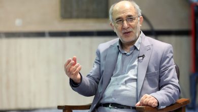 ۱۰ پیشنهاد سردار علایی برای مذاکرات ایران و آمریکا؛ ایران تمامی پول های مسدود شده را دریافت کند/ تمامی ماهواره های جاسوسی از فضای ایران دور شوند