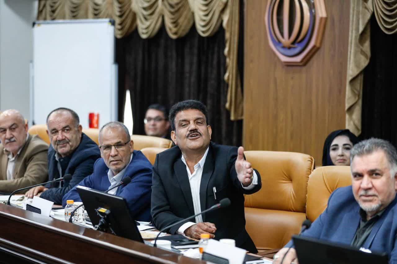 تشریح نتایج جلسه با مدیرعامل سازمان تامین اجتماعی در خصوص افزایش حقوق سال ۱۴۰۵، مزایای جانبی و متناسب‌سازی حقوق‌ها