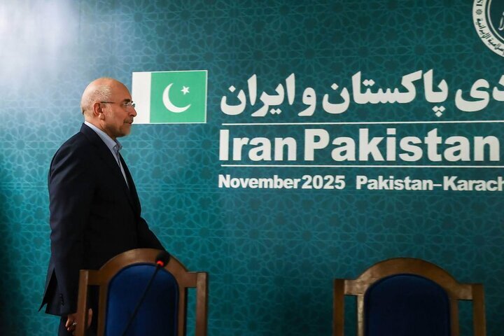قالیباف با آمریکا مذاکره می‌کند
