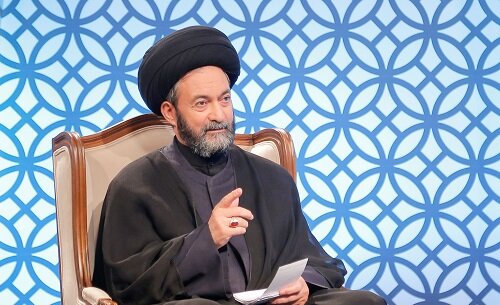 امام جمعه اردبیل: جوشش خون رهبر شهید دامان دشمنان را می‌گیرد/ کارشناس اسرائیلی گفت اگر می دانستیم خون رهبر ایران می‌جوشد، او را ترور نمی‌کردیم