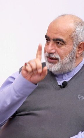 حسامالدین آشنا: مذاکرهکنندگان ایرانی از ترکمانچای تا اسلامآباد به مردم خیانت نکردند