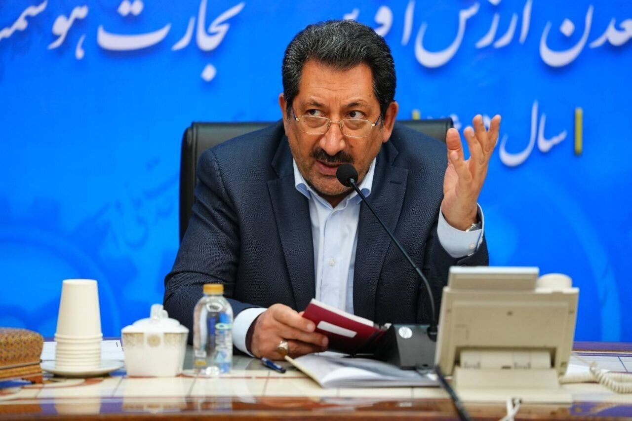 خبر مهم وزیر صنعت برای بازار خودرو/ پشت پرده جهش قیمت خودرو اعلام شد/ اتابک: این قیمتها منطقی نیست