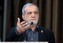 پیام پزشکیان به مناسبت روز جمهوری اسلامی: جمهوری اسلامی نماد پیوند «اسلامیت» و «ایرانیت» است/ صمیمانه از صبر، استقامت و همراهی ملت بزرگ ایران در برابر تهاجم ددمنشانه دشمنان قدردانی می‌کنم