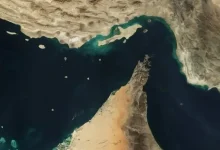 نخستین گروه کشتی‌ها با مجوز ایران از تنگه هرمز عبور کردند