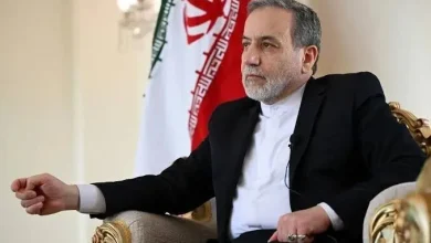 هشدار عراقچی به آمریکا: اگر می‌خواهید اقتصاد خود را نابود کنید، ما آماده‌ایم
