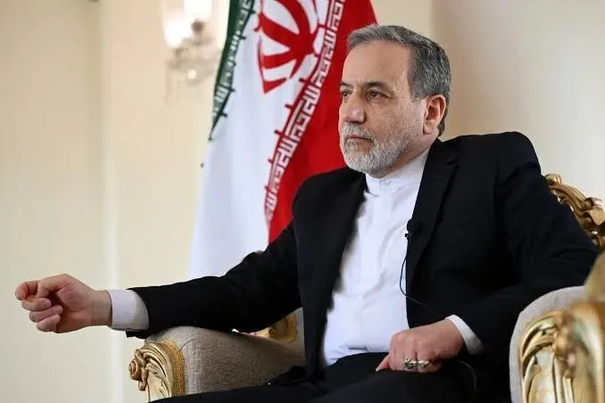 هشدار عراقچی به آمریکا: اگر می‌خواهید اقتصاد خود را نابود کنید، ما آماده‌ایم
