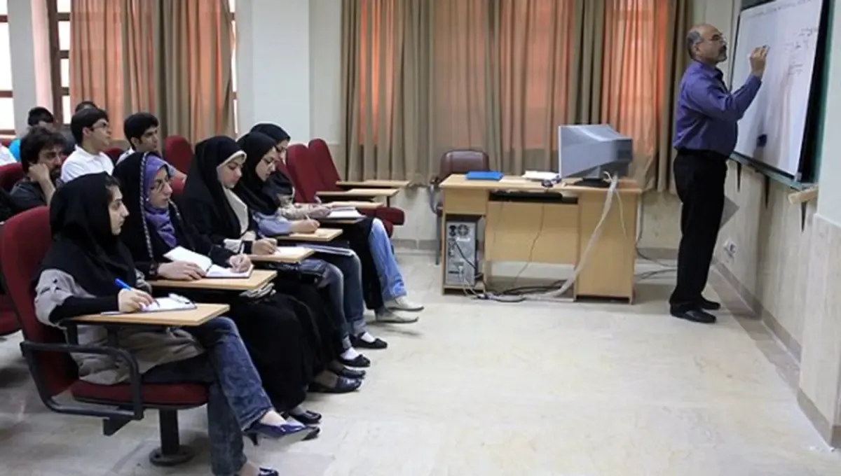 موافقت شورای عالی انقلاب فرهنگی با افزایش حقوق اساتید