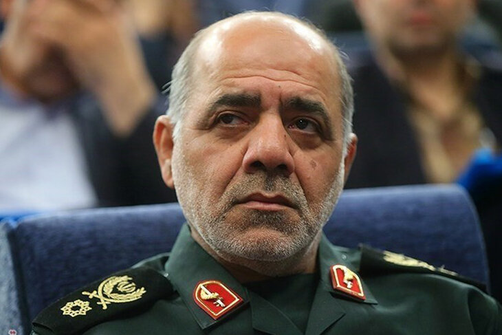 فرمانده قرارگاه خاتم الانبیا: به مشت گره خورده رهبر شهیدمان قسم...