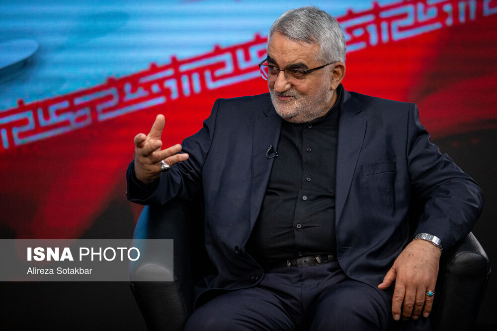 آزادسازی ۱۲ میلیارد دلار، از شروط ابتدایی ایران در مذاکره است/ گزارشی از سفر قالیباف و عراقچی به قطر دریافت نکردم