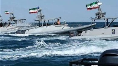 روایت معاون نیروی دریایی سپاه از دستگیری تفنگداران آمریکایی در خلیج فارس/ نگاه ما مانند یک تفنگدار آمریکایی نیست که دچار تزلزل شویم و گریه بیفتیم!