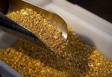طلا روی سقف حساس قیمتی ایستاد/ قیمت جدید طلای جهانی امروز یکشنبه ۲۰ اردیبهشت ۱۴۰۵