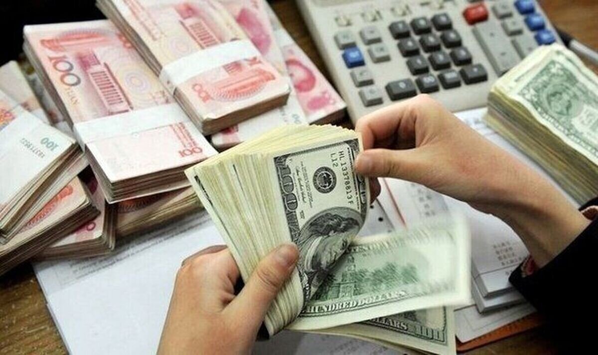 چرخش عجیب قیمت دلار در بازار آزاد / دلار ۳ هزار تومان تکان خورد + جدول