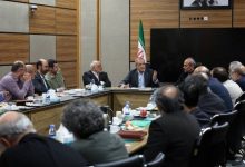 پزشکیان: بدون اذن رهبری هیچ تصمیمی در کشور اتخاذ نخواهد شد/ همان بانوانی که پوشش متفاوتی دارند، در میدان‌های حمایت از انقلاب حاضر هستند