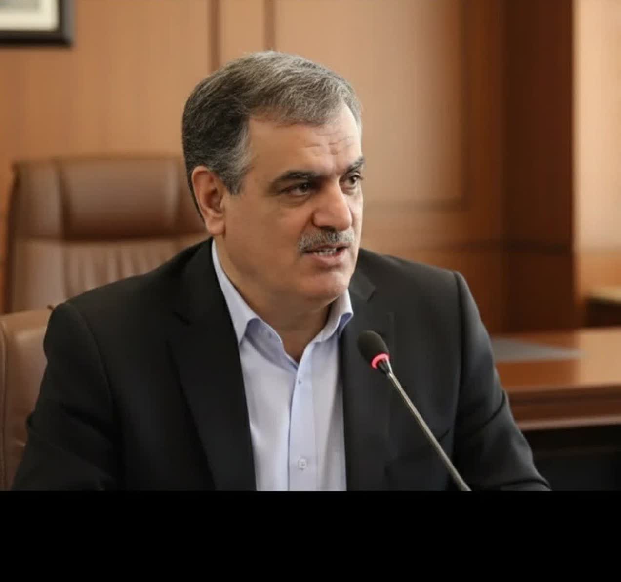 چرخی که اگر بایستد، زندگی این سرزمین می‌ایستد