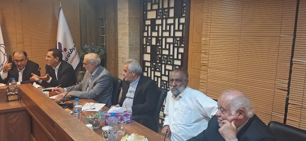 تاکید بر پیگیری مطالبات بازنشستگان تامین اجتماعی در دیدار با کمیسیون اجتماعی مجلس