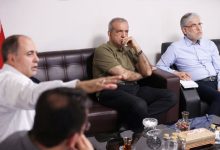 تیپ متفاوت پزشکیان در جلسه مدیریت بحران آب+ تصاویر