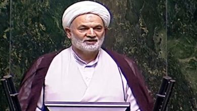نماینده عضو پایداری: مذاکره حرام نیست اما.../ مسئولان و سیاستمداران در آسمان زندگی نمی‌کنند/ تصمیمات اقتصادی و سیاسی نباید مردم را دو دسته کند