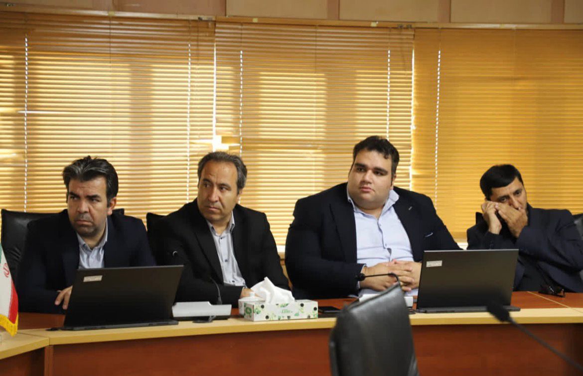 بسیج کامل کارگران و کارفرمایان تهران برای تشییع «رهبر شهید»