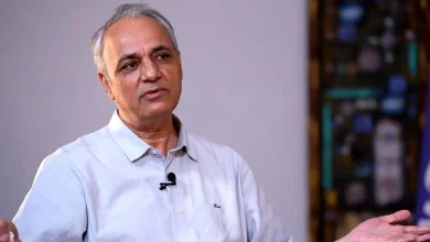 انتقاد زیدآبادی از کیهان/ دیواری کوتاه‌تر از پزشکیان پیدا نکردید؟