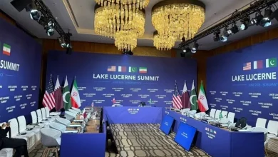 سخنگوی وزارت خارجه: جلسه چهارجانبه با حضور ایران، آمریکا و دو میانجی حدود یک ساعت و نیم ادامه پیدا کرد؛ قرار بر این شد که پس از یک وقفه کوتاه نیم‌ساعته، جلسه ادامه پیدا کند