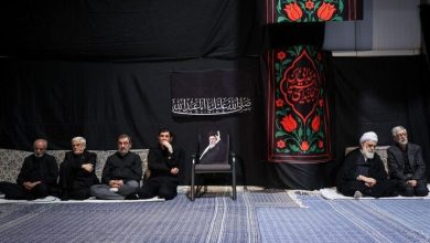 عزاداری شب تاسوعا در جوار محل شهادت رهبر شهید