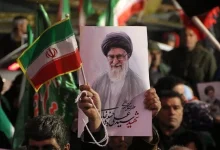 استاندار خراسان‌رضوی: محل خاکسپاری رهبر شهید در حرم رضوی هنوز نهایی نشده / تأکید رهبر معظم انقلاب این بوده که محل خاکسپاری و تدفین پیکر رهبر شهید به گونه‌ای باشد که زیارت امام رضا(ع) تحت تأثیر قرار نگیرد