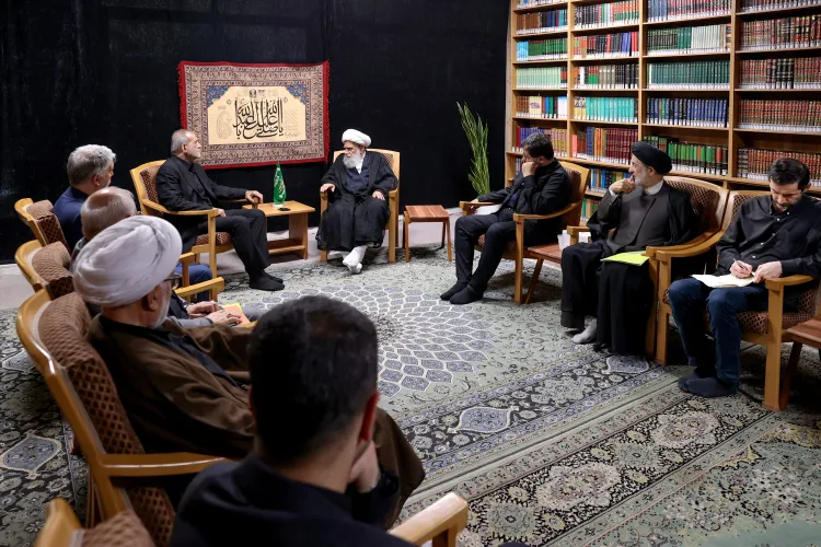 پزشکیان در دیدار با آیت‌الله کریمی جهرمی: مسیر دیپلماسی را برای گره‌گشایی از مشکلات کشور و مردم با جدیت دنبال می‌کنیم