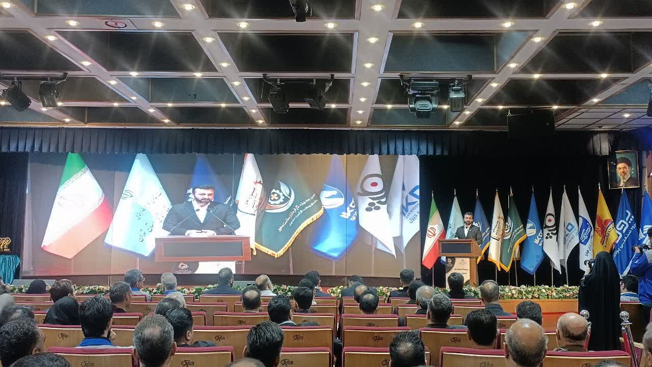ترک اعتراضی یک مراسم رسمی در تهران؛ ماجرای حذف تشکل‌ها چقدر صحت دارد؟