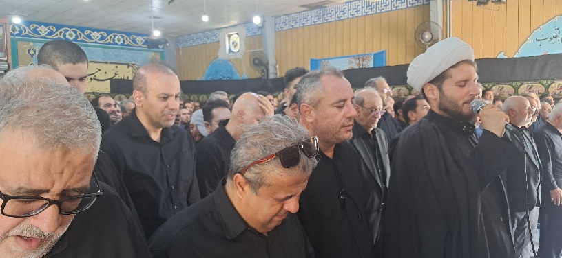 تصاویری از تشییع و تدفین همسر آقای بیات