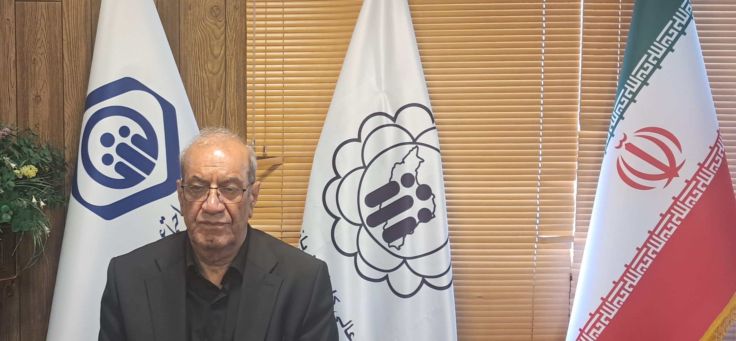 پیام تقدیر دبیر کانون عالی بازنشستگان تامین اجتماعی از همراهی گسترده مردم در مراسم درگذشت همسرش