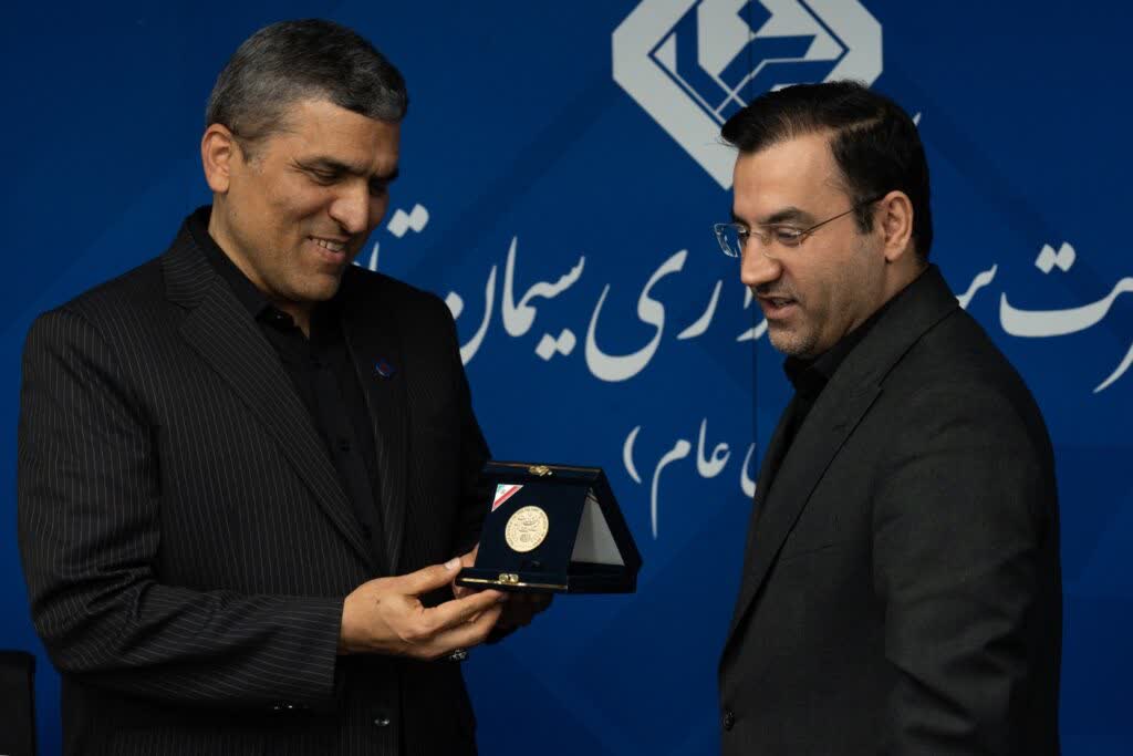 هزینه از جیب بیمه‌شدگان در شستا؛ مسئولیت اجتماعی یا جبران وظایف دولت؟
