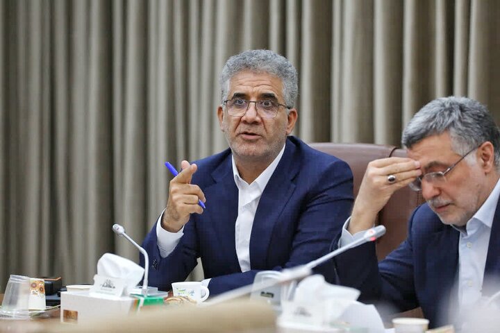 وقتی وعدهها جلوتر از واقعیت حرکت میکنند؛ قم در مرز خودکفایی درمان یا تکرار یک روایت آشنا؟