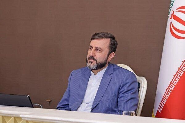 غریب‌آبادی: هرمز زیر فرمان ایران تعریف می‌شود، نه سنتکام