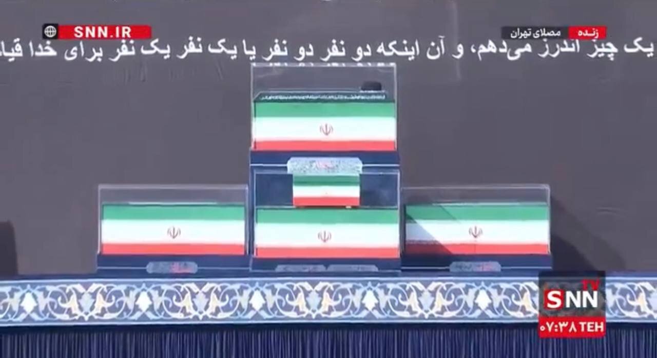 رسمی مراسم وداع با رهبر شهید/ پیکر رهبر شهید و ۴ تن از اعضای ‌خانواده میزبان مردم عزادار