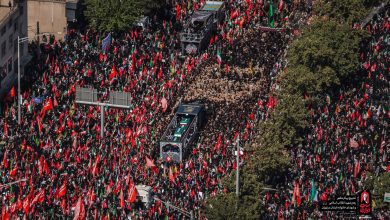 پوشش متفاوت برخی زنان در مراسم تشییع پیکر رهبر شهید انقلاب