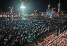 فرزندان رهبر شهید انقلاب در مراسم مشهد/ سردار قاآنی و محسن رضایی هم آمدند/ باقری هم نشین حجت الاسلام سید مسعود خامنه ای شد+ تصاویر