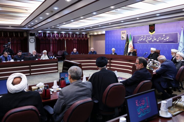 پزشکیان: در هیچیک از بندهای چهاردهگانه تفاهم عقبنشینی نکردیم/ وقتی تصمیم میگیریم برابر دشمن مقاومت کنیم، باید پیامدهای آن را هم بپذیریم