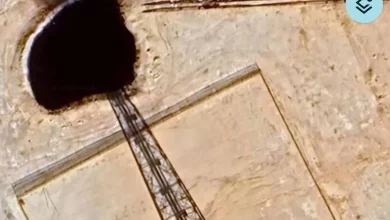 تانکر ترکرز: تصاویر ماهواره‌ای نشان می‌دهد که آتش سوزی در جزیره خارگ رخ نداده / افزایش حرارت مشاهده‌شده نه ناشی از حملات آمریکا، بلکه نتیجه‌ی مشعل‌سوزیِ معمول و برنامه‌ریزی‌شده‌ی گاز در تأسیسات نفتی این جزیره است