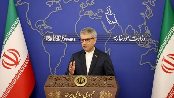 سخنگوی وزارت خارجه: اقداماتی همچون حمله به فرودگاه غیر نظامی یمن، اکیدا غیر قابل پذیرش است/ ایران برای هر گونه مساعدت در جهت پیشبرد روند سیاسی در یمن آماده است