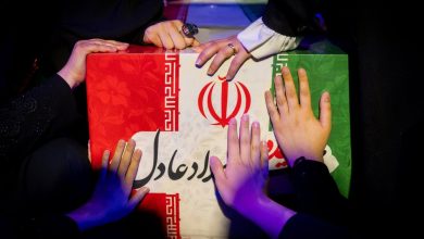 ناگفته‌هایی از خواستگاری خانواده رهبر انقلاب از شهیده زهرا حدادعادل؛ اجازه دادند که خودش تصمیم بگیرد/ روایتی از رفتار رهبر شهید با عروس‌های خانواده