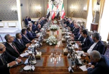 نخست‌وزیر عراق: هیچ اقدام خصمانه‌ای علیه ایران از سوی طرف‌های دیگر را نخواهیم پذیرفت/ امنیت تهران برای ما از اهمیت ویژه‌ای برخوردار است/ رئیس‌جمهور: ناامنی در ایران یا عراق، تأثیر مستقیمی بر یکدیگر دارد