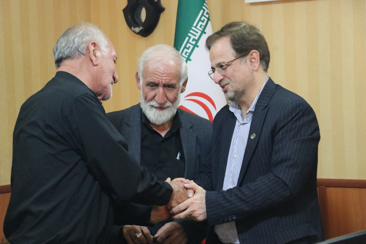 مطالبه‌گری بازنشستگان قم از خدمات درمانی / وعده اصلاحات از سوی مدیریت درمان تأمین اجتماعی