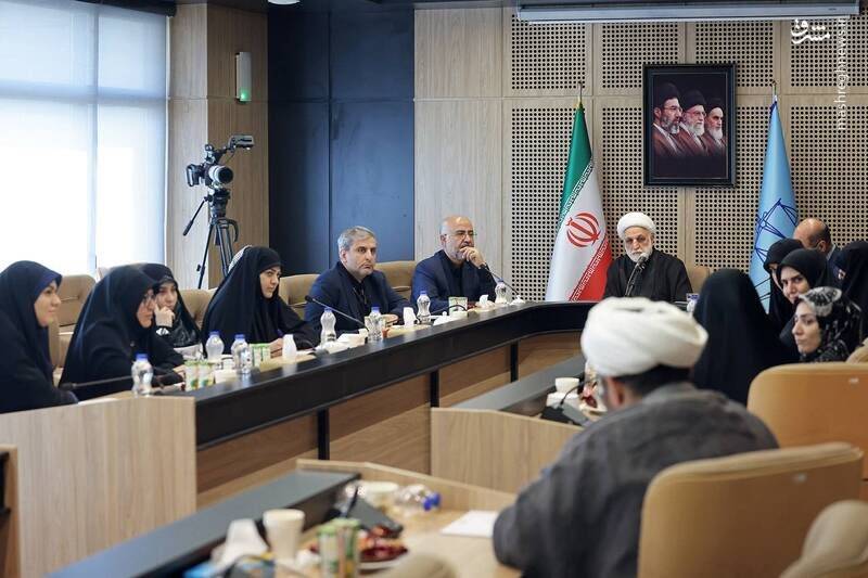 طرح مطالبات جامعه کارگری در دیدار رئیس قوه قضاییه با نخبگان جامعه زنان