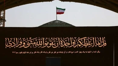 راز آیه‌ای که در جایگاه پیکر رهبر شهید نصب شده است