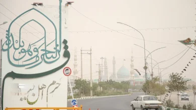 وضعیت هوای قم در روز تشییع رهبر شهید انقلاب / فردا آسمان قم صاف همراه با وزش باد خواهد بود