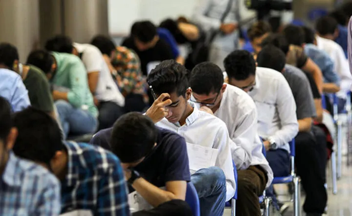 فردا؛ آخرین مهلت ثبت نمرات دانش‌آموزان پایه نهم جهت صدور برگه هدایت تحصیلی
