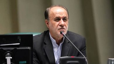 هشدار نایب رئیس مجلس درباره افزایش قیمت بنزین؛ در شرایط فعلی به صلاح نیست/ برخی دنبال ایجاد گرانی هستند تا نظام مقابل دشمن تسلیم شوند