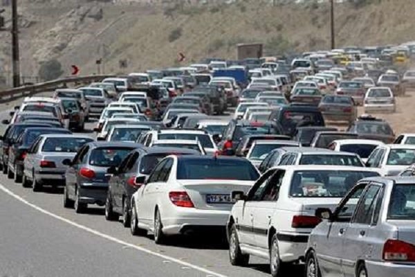 وضعیت ترافیکی هراز و چالوس و آزادراه قزوین–کرج–تهران اعلام شد