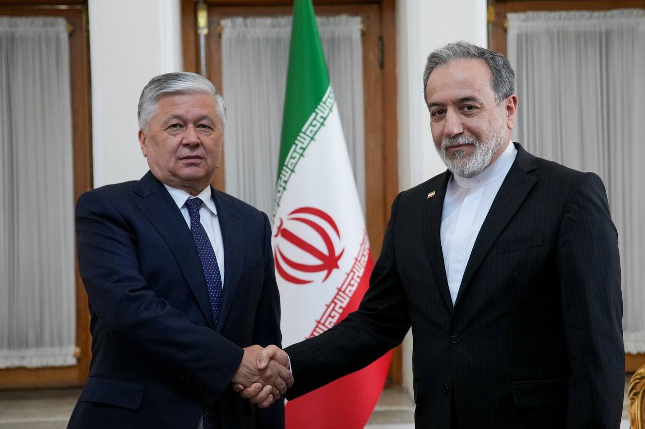تأکید تهران و تاشکند بر گسترش همکاری‌ها/ در دیدار عراقچی و اعلایف چه گذشت؟